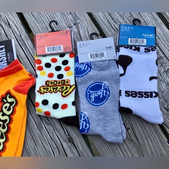 NEW 5 Pair Mens Socks Candy Hershey Reese’s York Chocolate Theme Dad Man Gift - Picture 3 of 6